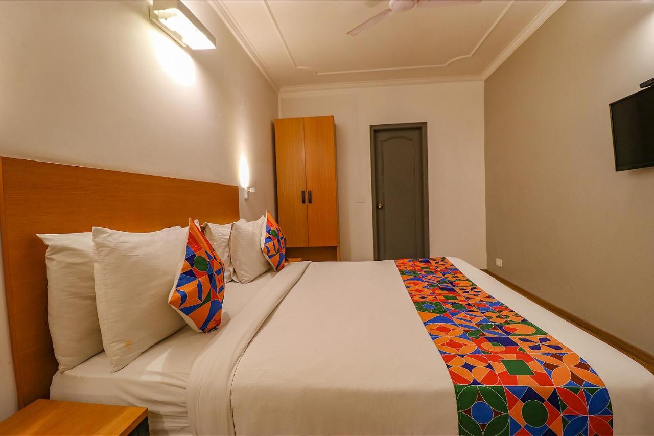 Fabhotel Lord Inn Új-Delhi Kültér fotó