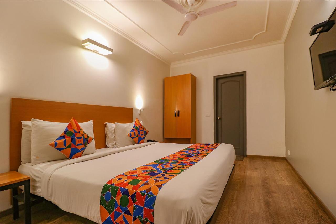 Fabhotel Lord Inn Új-Delhi Kültér fotó