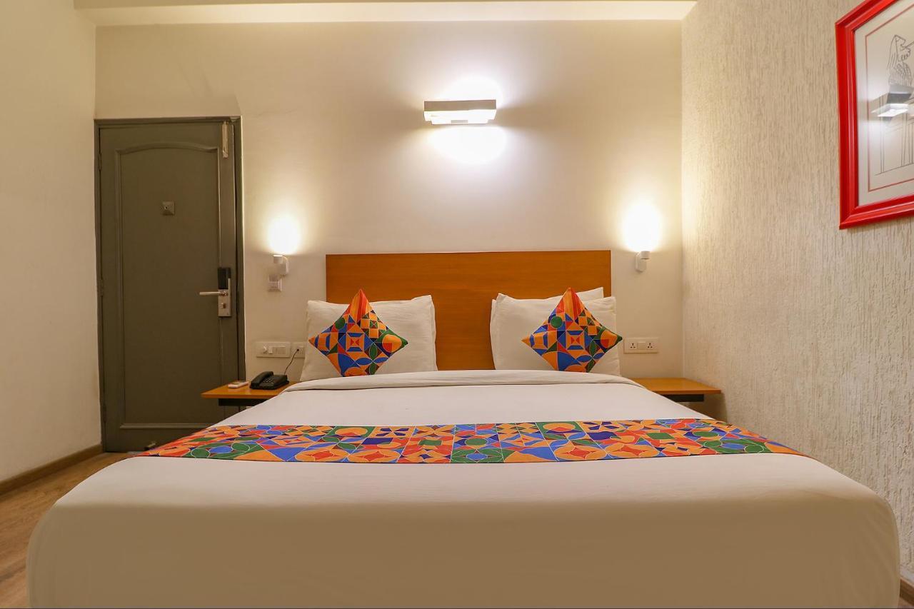 Fabhotel Lord Inn Új-Delhi Kültér fotó