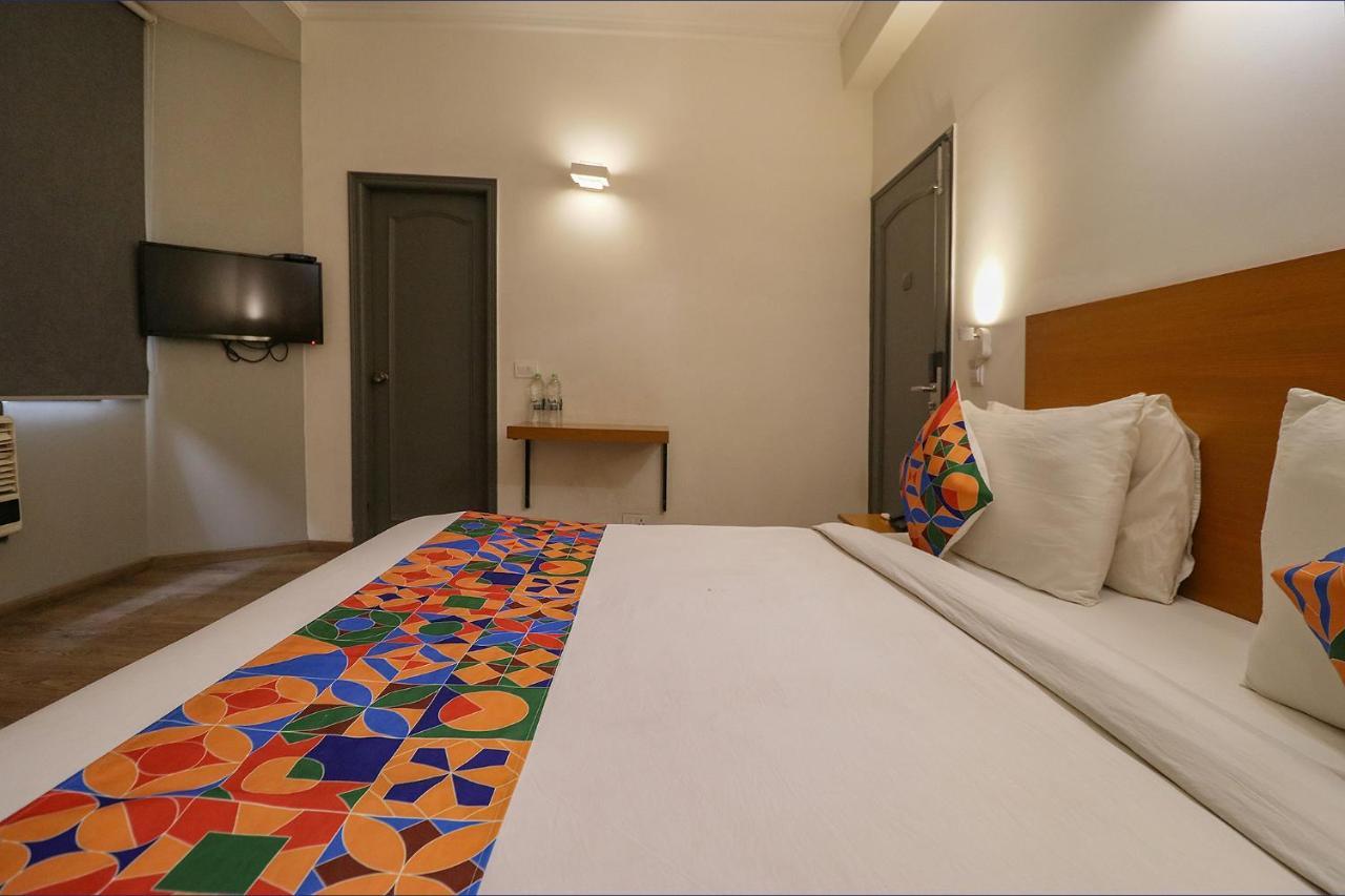 Fabhotel Lord Inn Új-Delhi Kültér fotó
