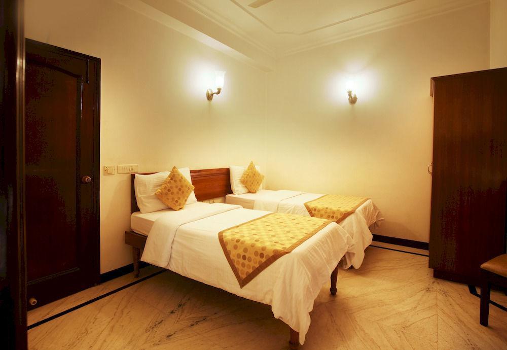 Fabhotel Lord Inn Új-Delhi Kültér fotó