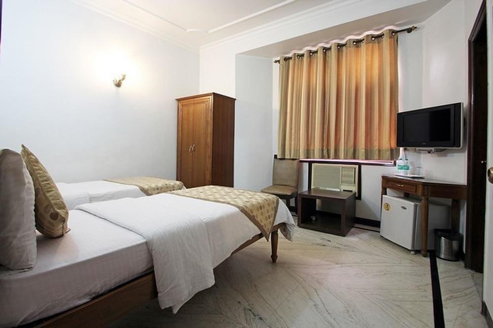 Fabhotel Lord Inn Új-Delhi Kültér fotó