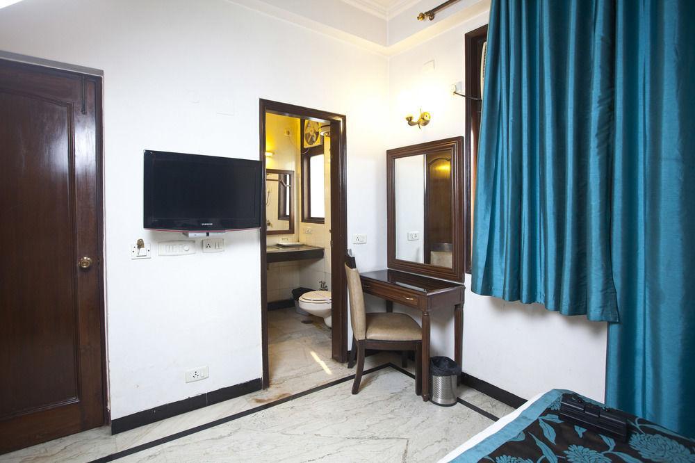 Fabhotel Lord Inn Új-Delhi Kültér fotó